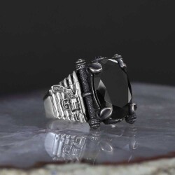خاتم رجالي من الفضة الاسترليني موديل مسلح بحجر الزركون عيار 925 - مجوهرات في آي بي