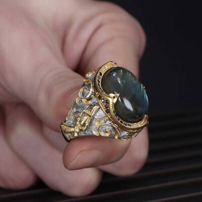 925 Sterling Silver Men's Ring With Rhodium Plated Labradorite Stone - 3
