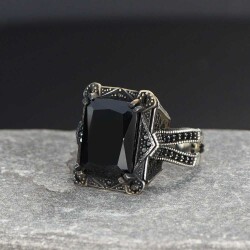 925 Sterling Silver Men's Ring With Zircon Stone - 1
